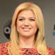 Image for article titled Kelly Clarkson Vomits Twelve Times a Day, Is Never Not Vomiting